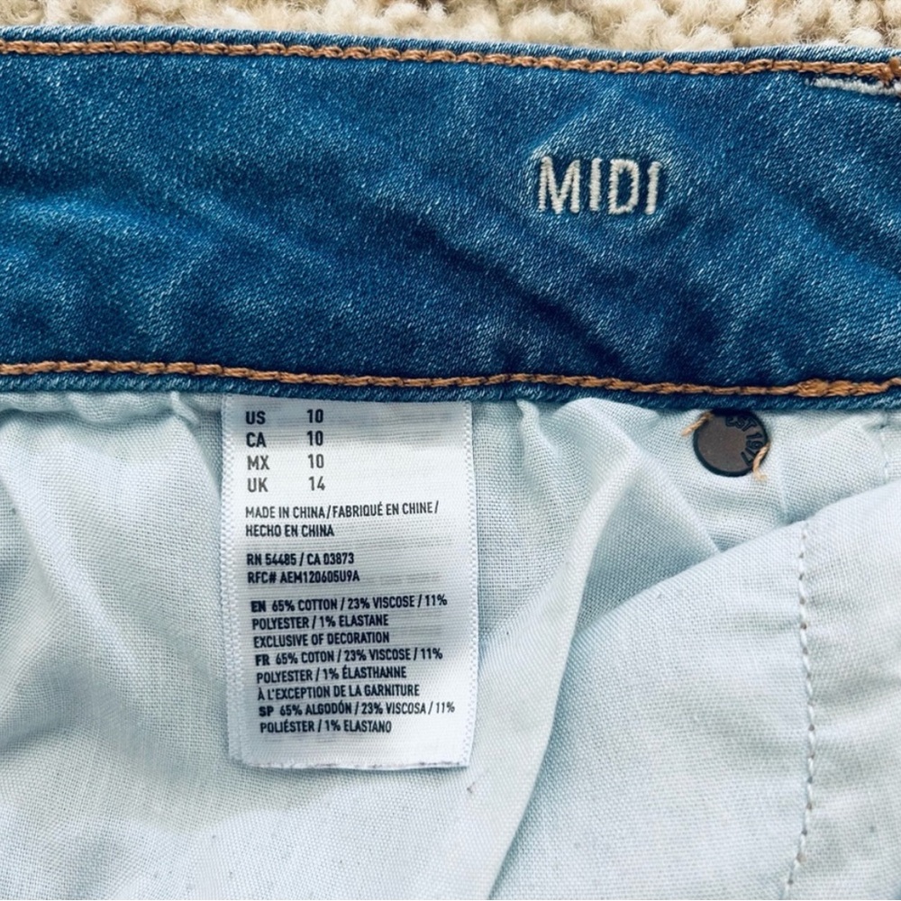 American Eagle Outfitters Blue Jean Shorts - Picture 5 of 5